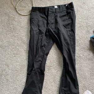 GAP 33x32 Chinos Athletic Cut